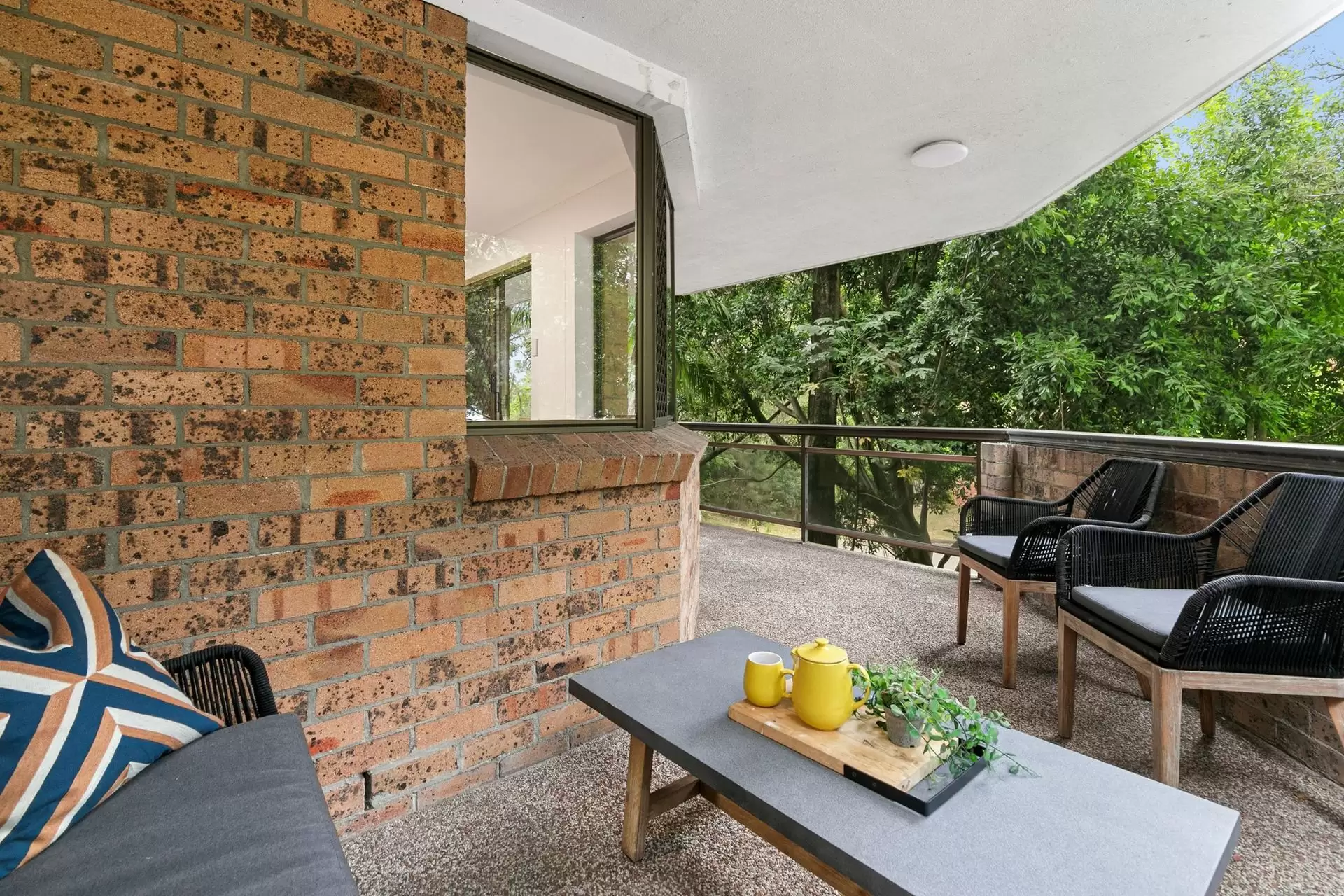 23/2 Parkes Road, Artarmon Sold by Shead Property - image 1