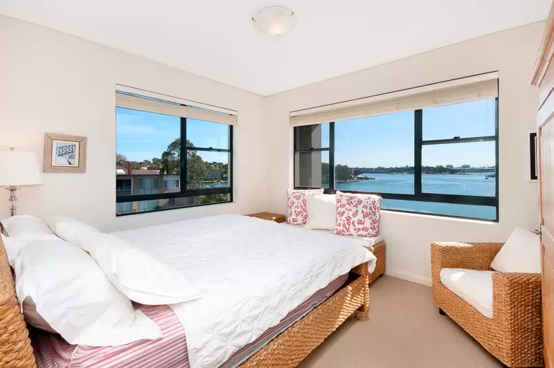 Henley Leased by Shead Property - image 1