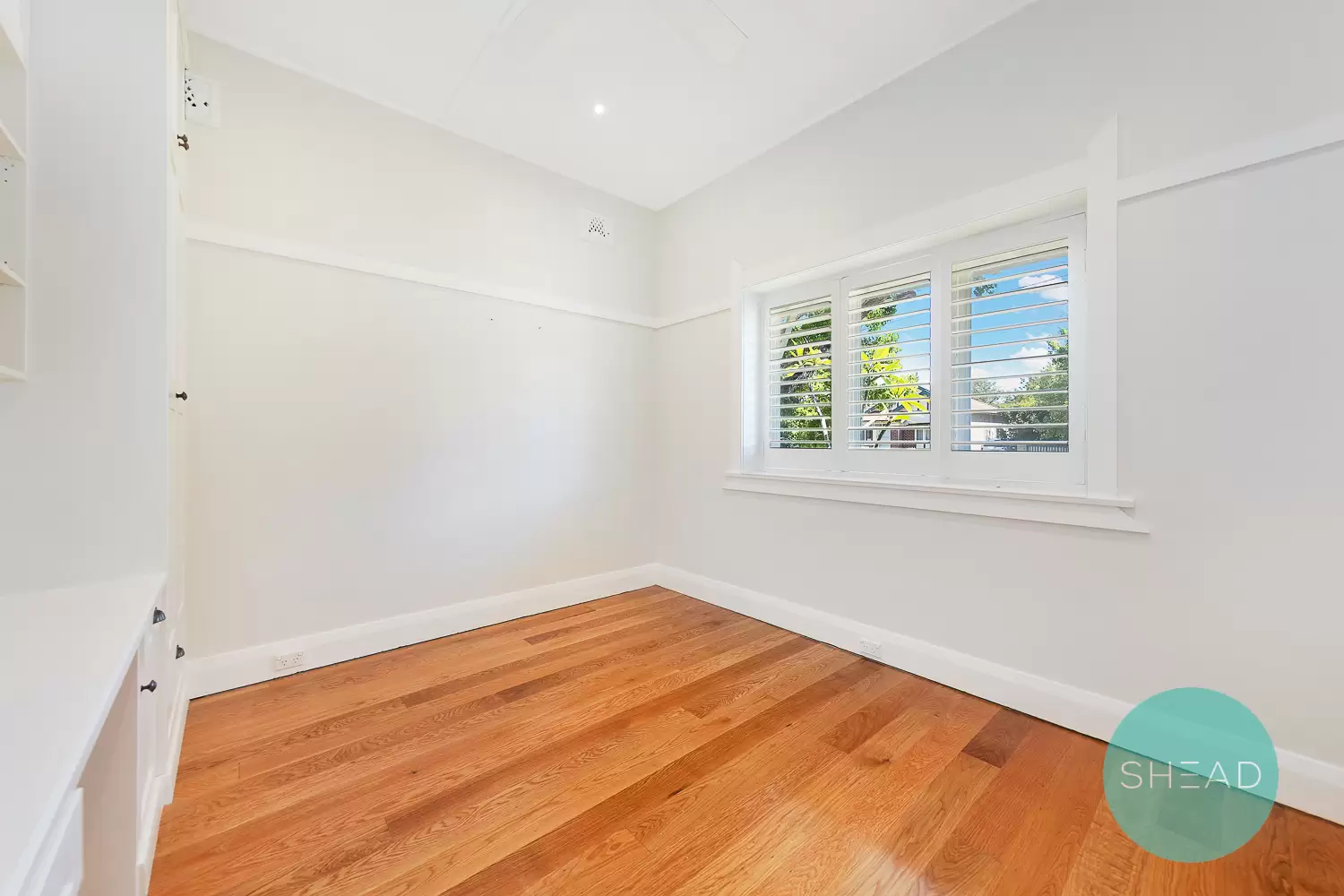Willoughby East Leased by Shead Property - image 1