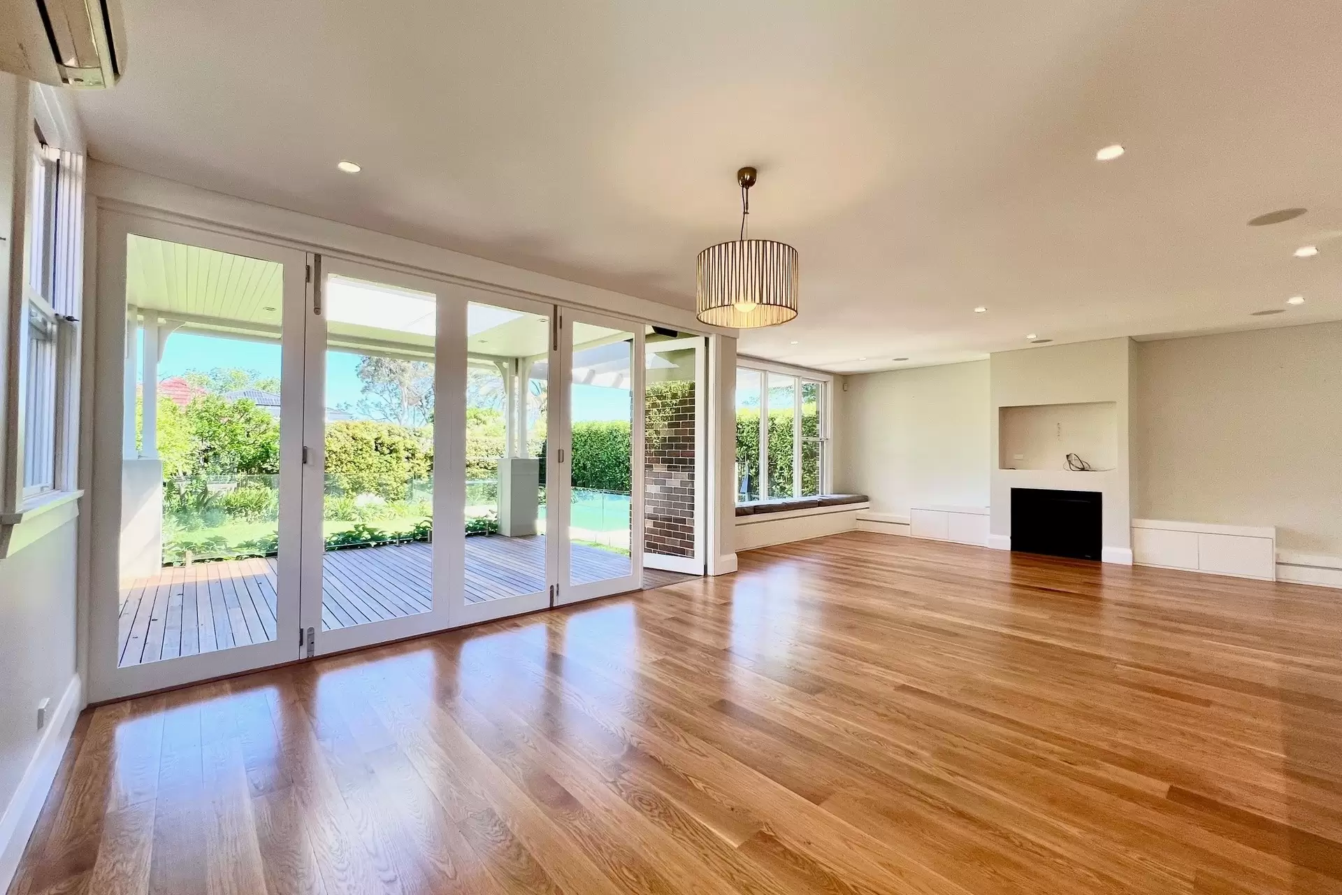 Willoughby East Leased by Shead Property - image 1