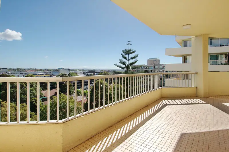 39/25 Johnson Street, Chatswood Sold by Shead Property - image 1