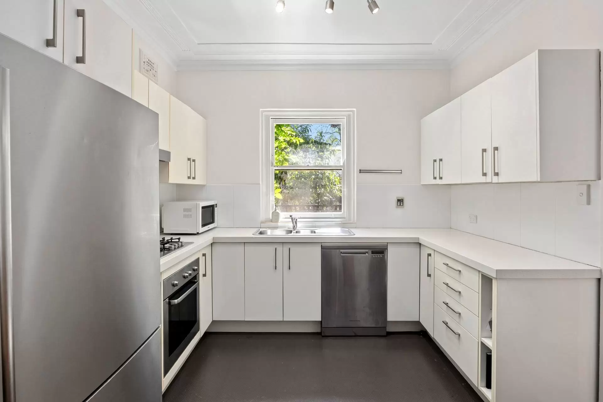 526 Willoughby Road, Willoughby Sold by Shead Property - image 1