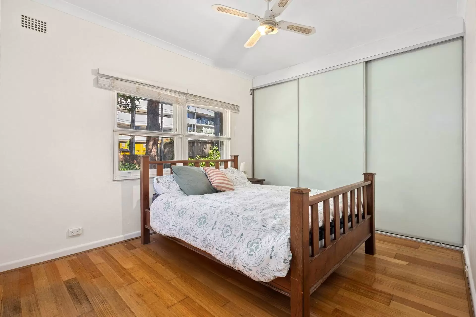 526 Willoughby Road, Willoughby Sold by Shead Property - image 1