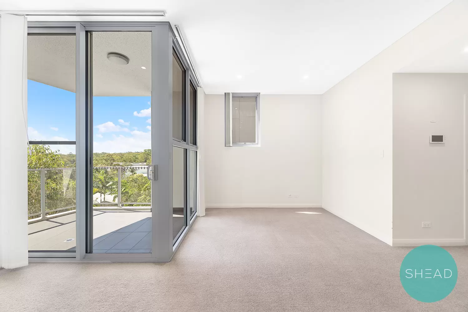 Gordon Leased by Shead Property - image 1