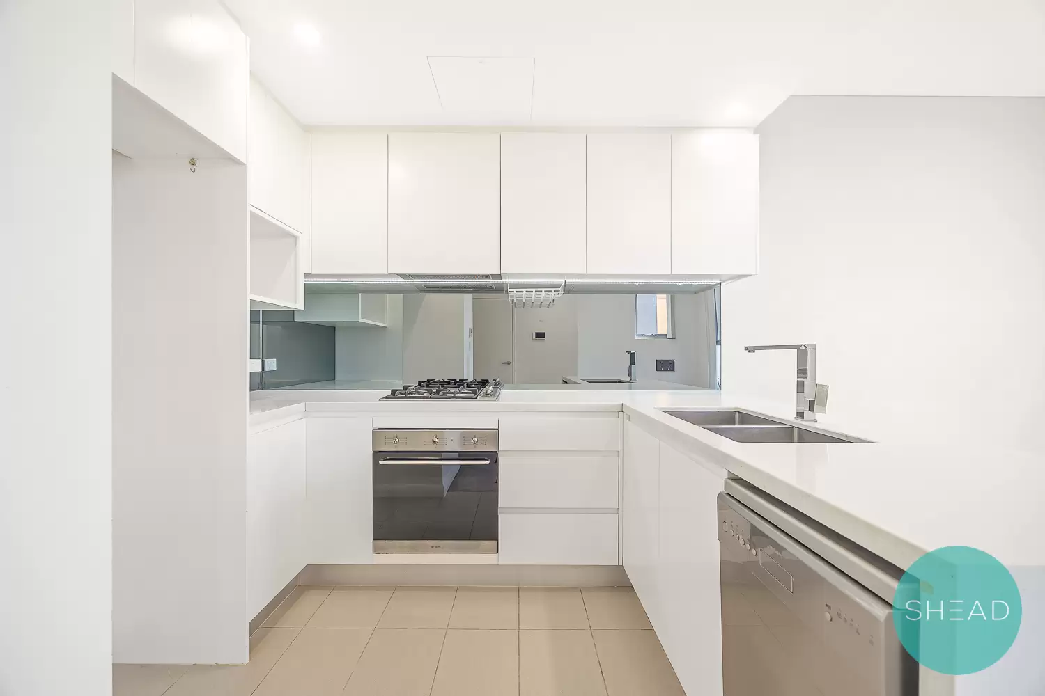 Gordon Leased by Shead Property - image 1