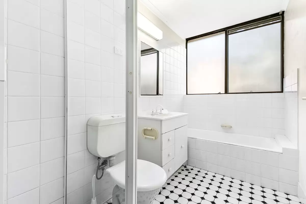 Chatswood Leased by Shead Property - image 1