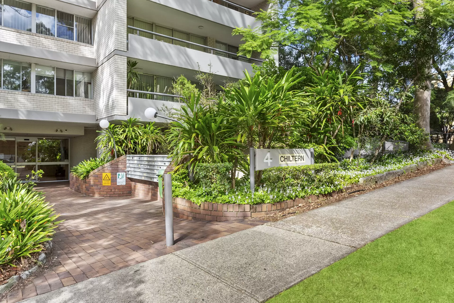 Artarmon Leased by Shead Property - image 1
