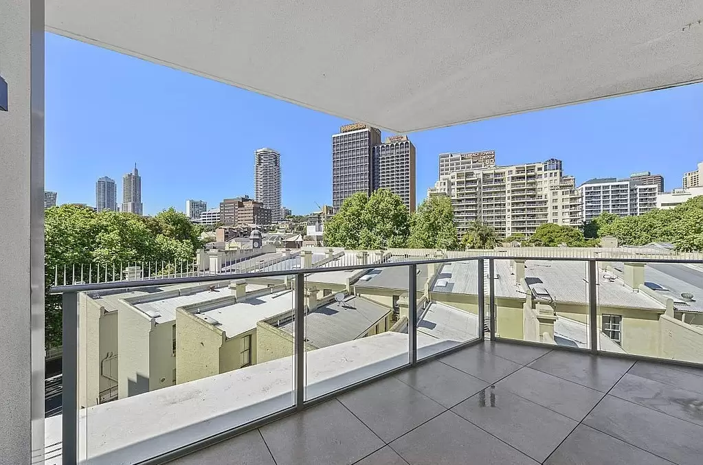 Woolloomooloo Leased by Shead Property - image 1