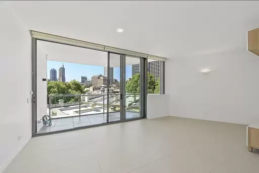 Woolloomooloo Leased by Shead Property