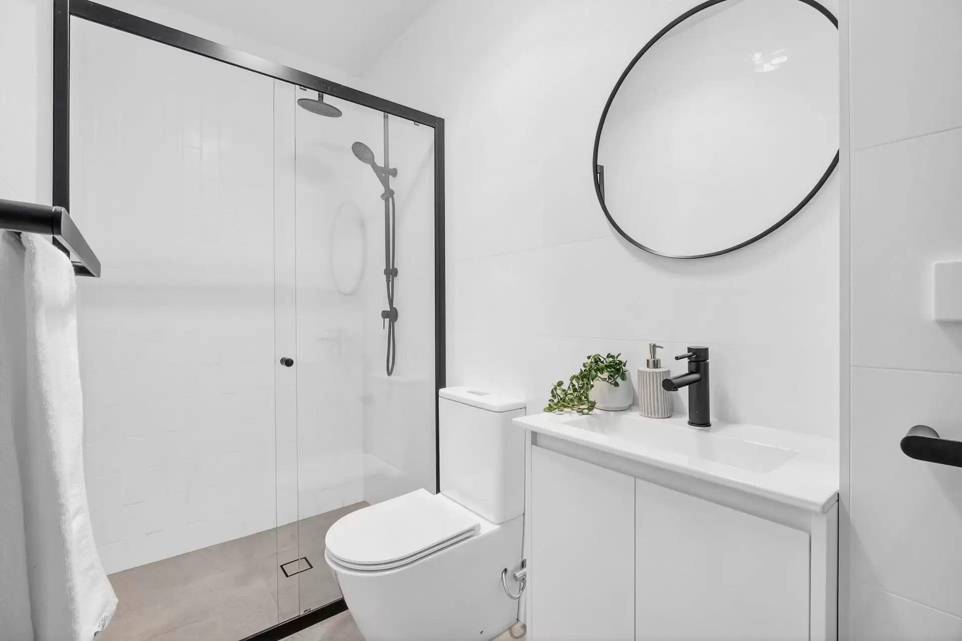 24/14-20 Eric Road, Artarmon Sold by Shead Property - image 1