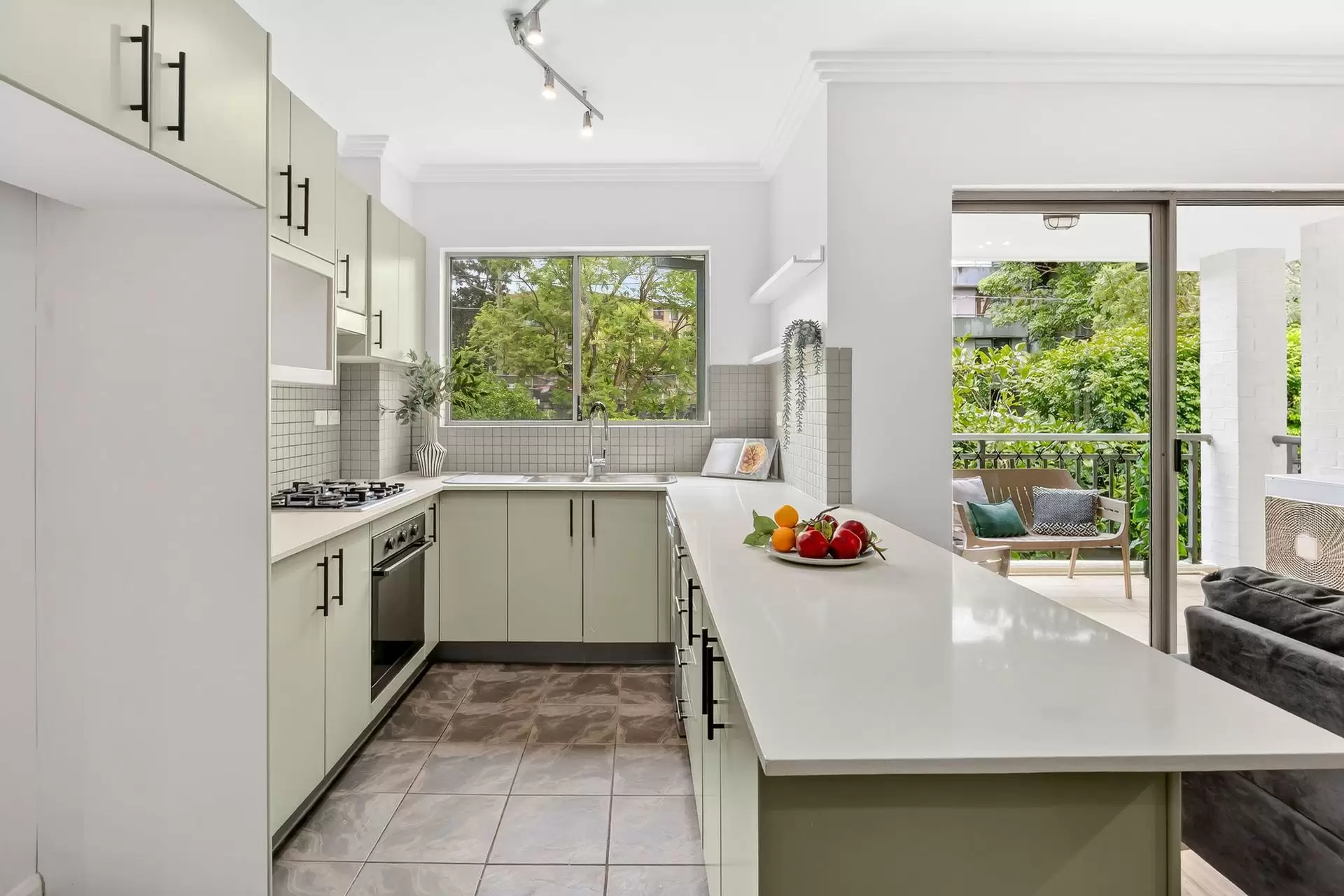 24/14-20 Eric Road, Artarmon Sold by Shead Property - image 1