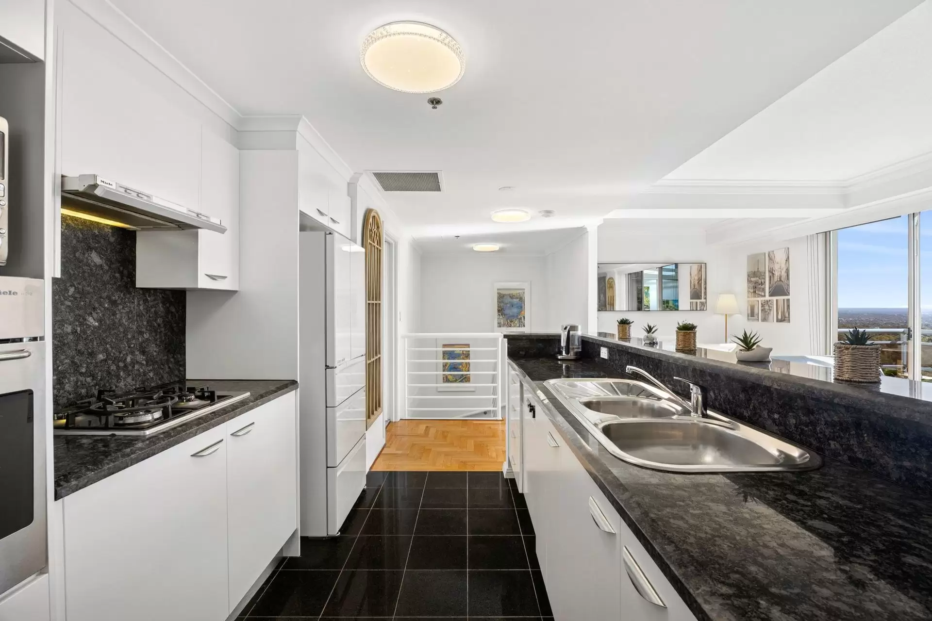 194/1 Katherine Street, Chatswood Sold by Shead Property - image 1