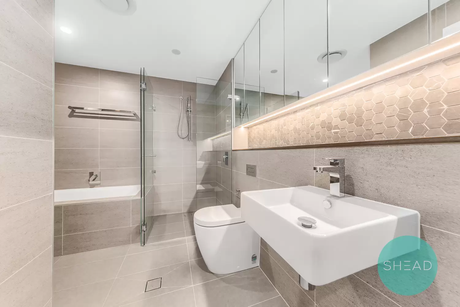 Crows Nest Leased by Shead Property - image 1