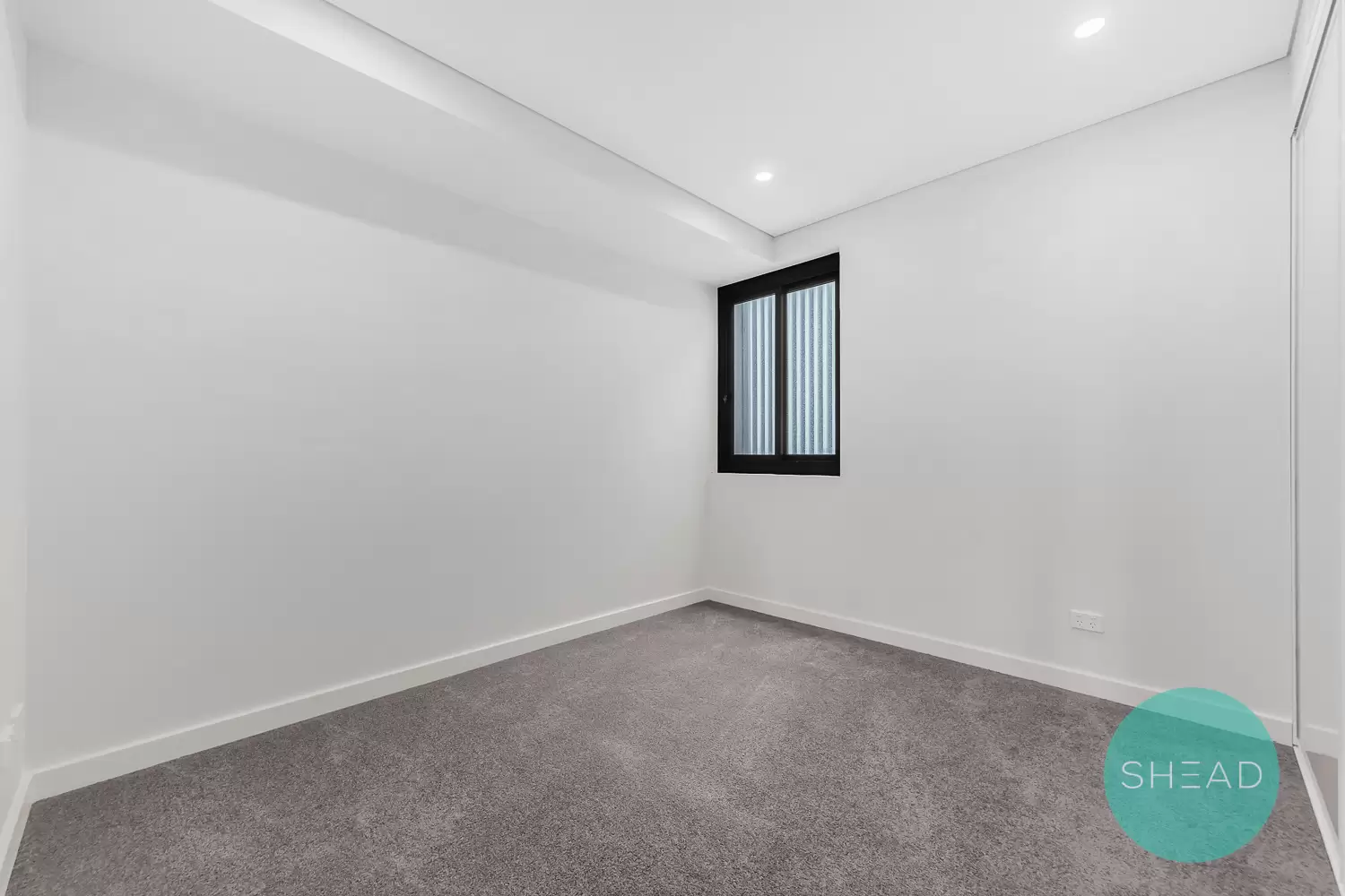 Crows Nest Leased by Shead Property - image 1
