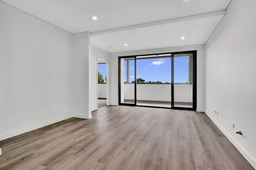 Crows Nest Leased by Shead Property