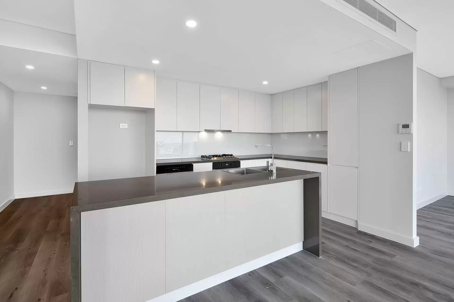 Crows Nest Leased by Shead Property - image 1