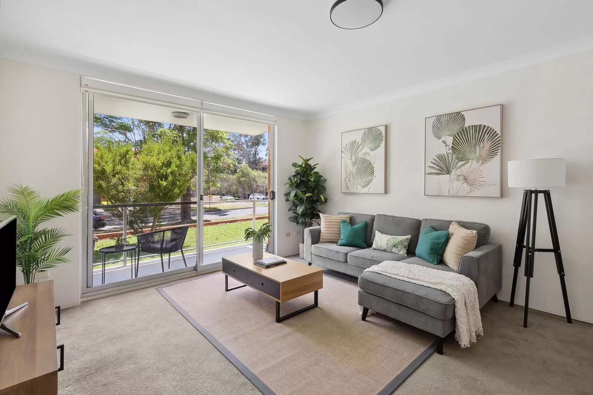 Willoughby Leased by Shead Property - image 1