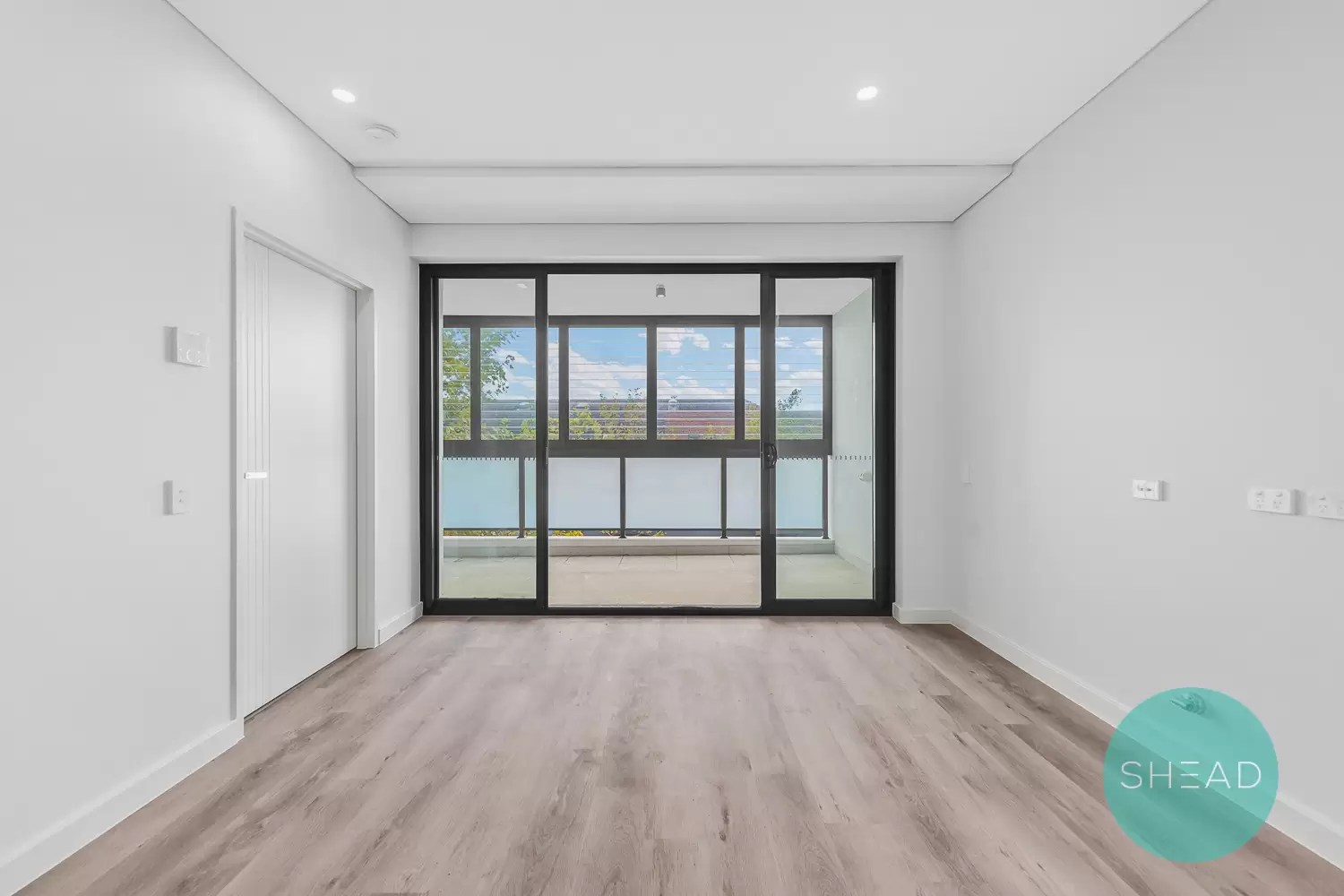 Crows Nest Leased by Shead Property - image 1