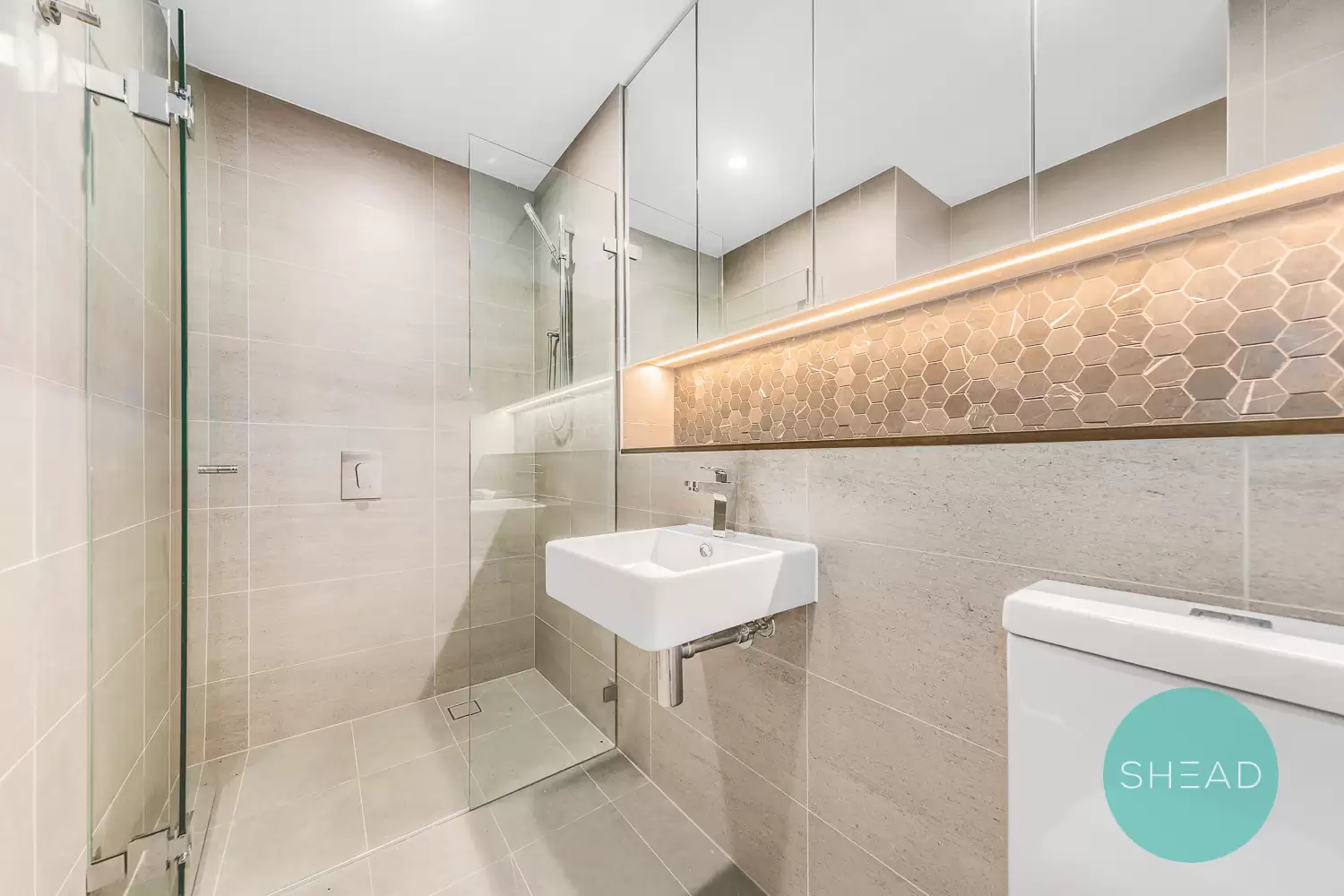 Crows Nest Leased by Shead Property - image 1