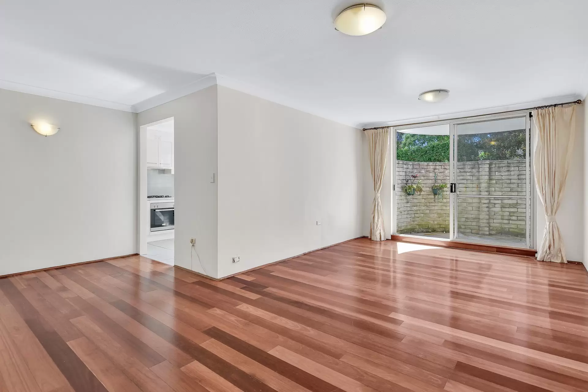 Chatswood Leased by Shead Property - image 1