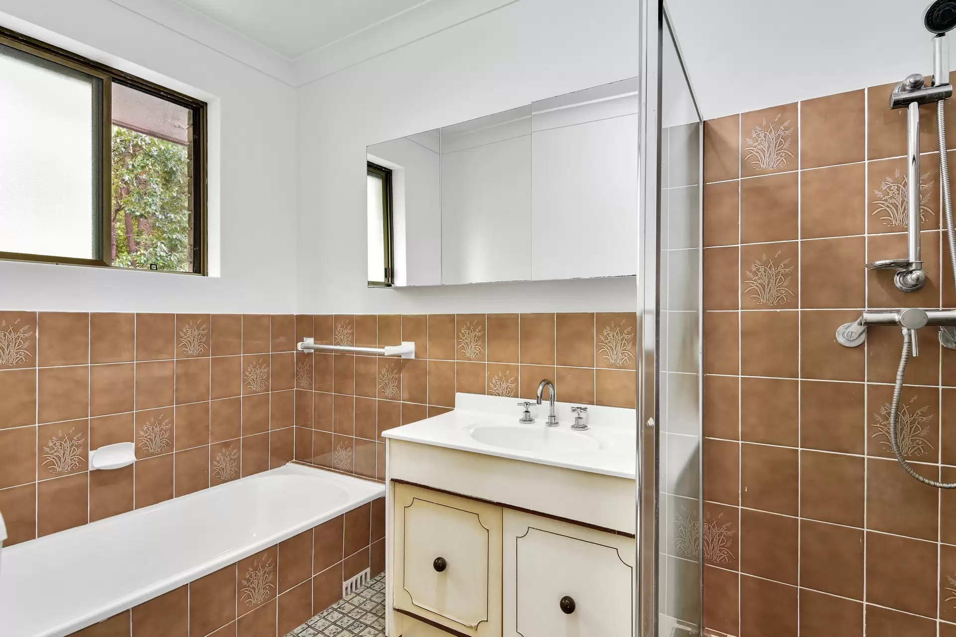 Artarmon Leased by Shead Property - image 1