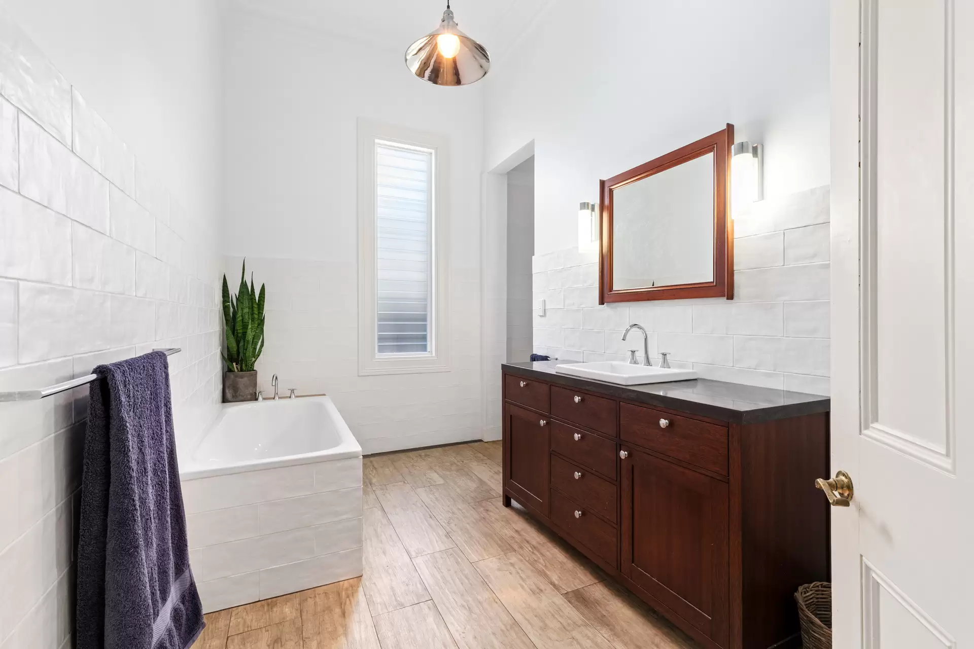 Chatswood Leased by Shead Property - image 1