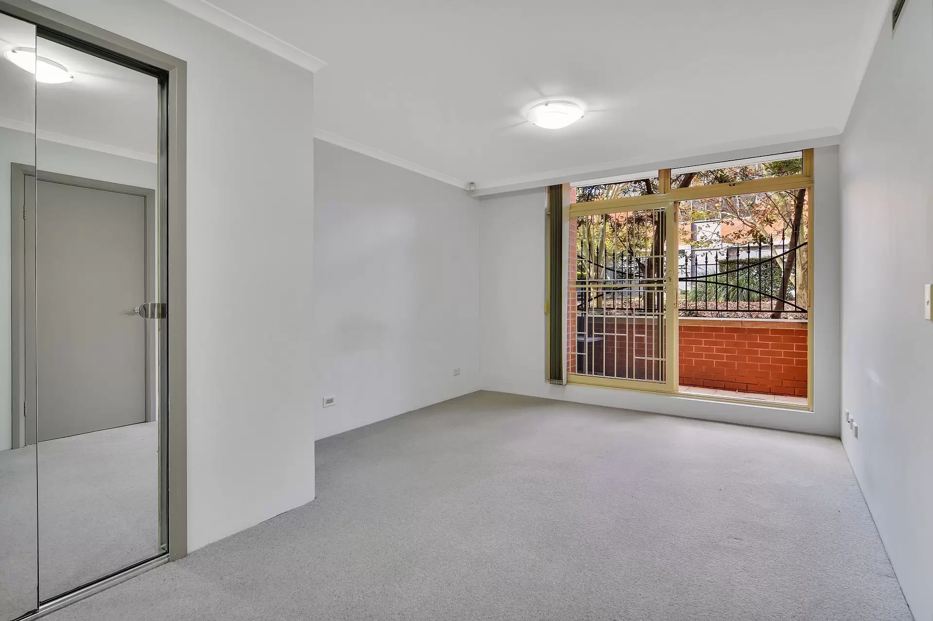 St Leonards Leased by Shead Property - image 1