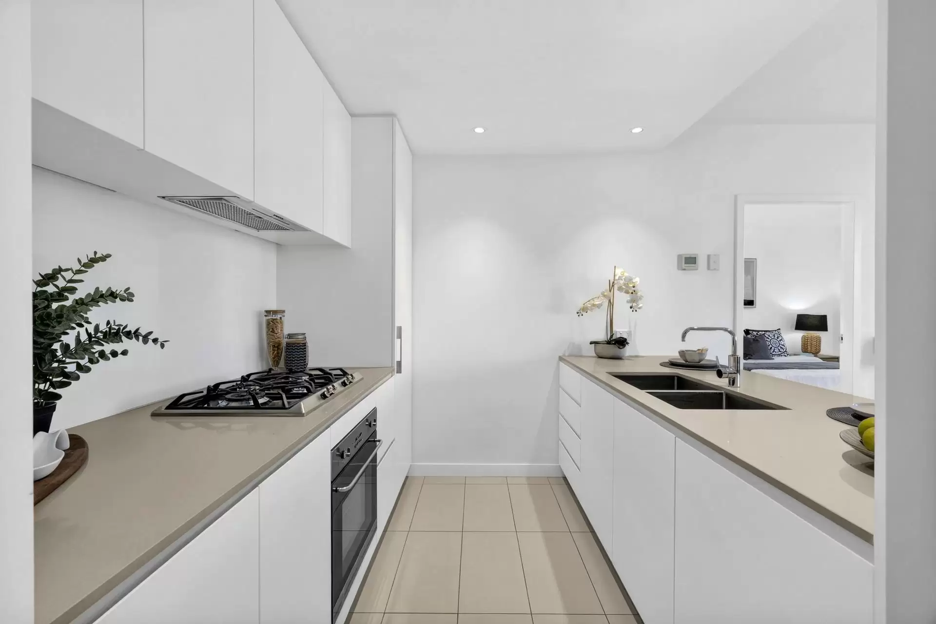 502/38C Albert Avenue, Chatswood Sold by Shead Property - image 1