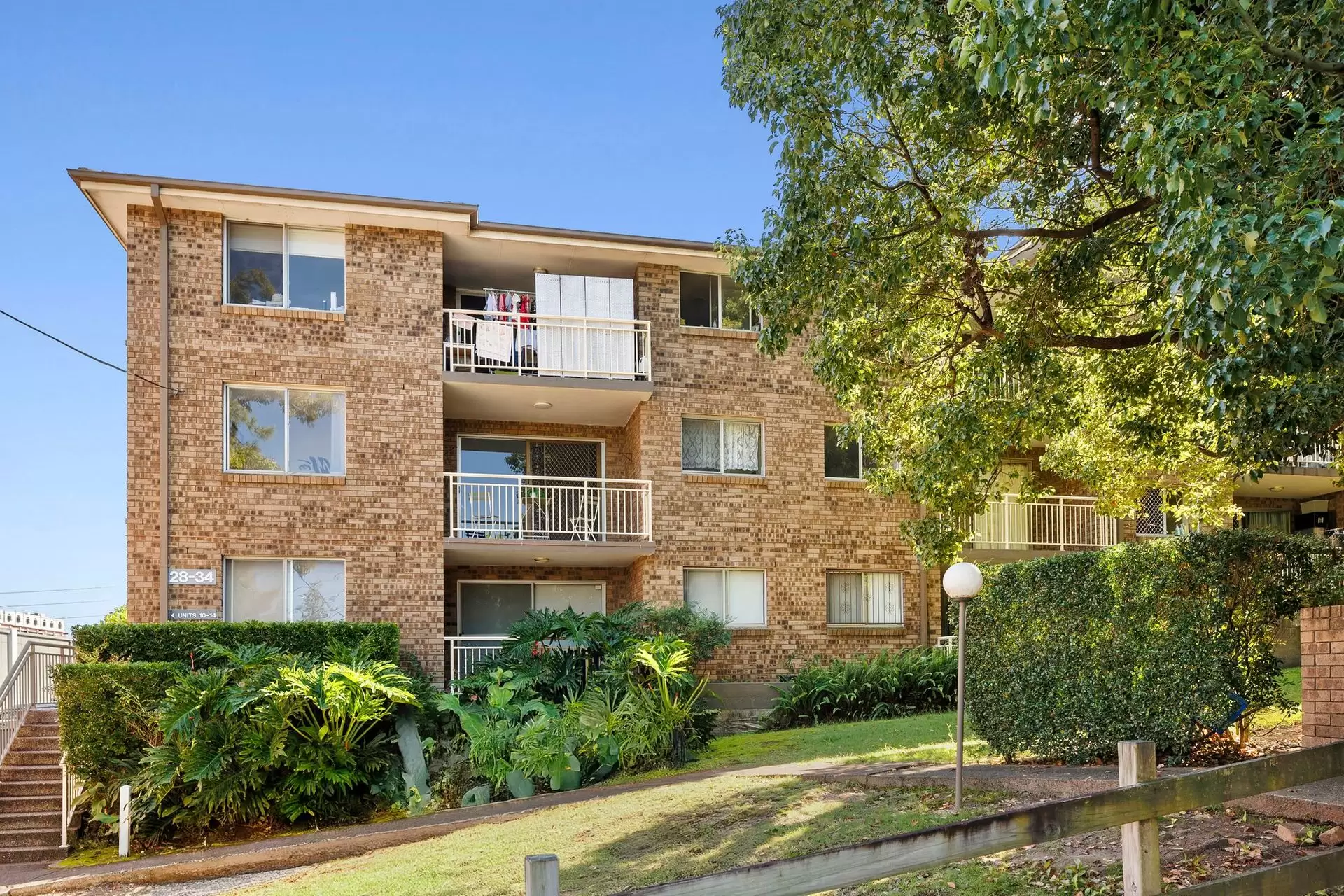 13/28-34 First Avenue, Eastwood Sold by Shead Property - image 1
