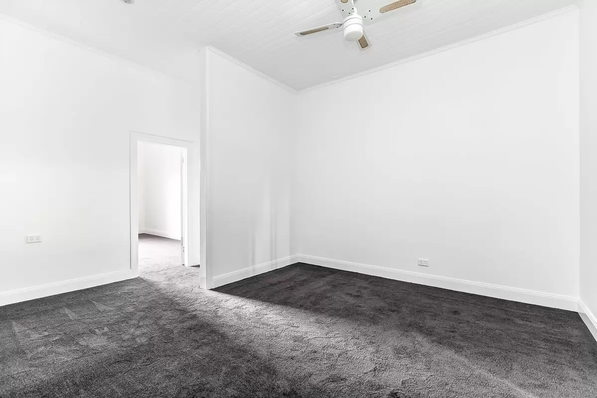 Willoughby Leased by Shead Property - image 1