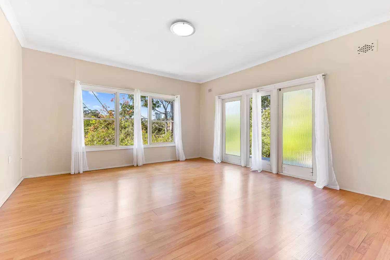 Chatswood Leased by Shead Property - image 1