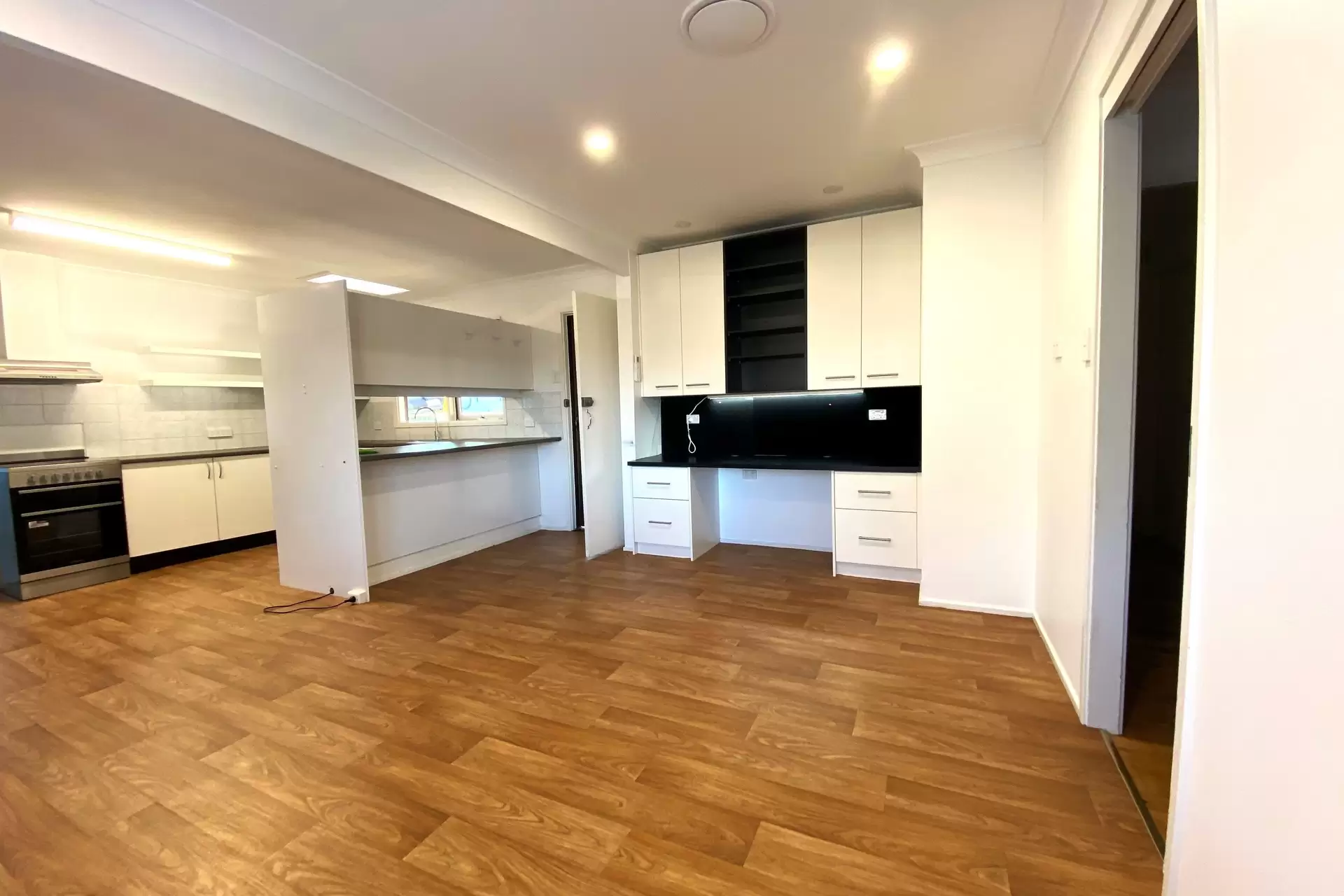 Toongabbie Leased by Shead Property - image 1