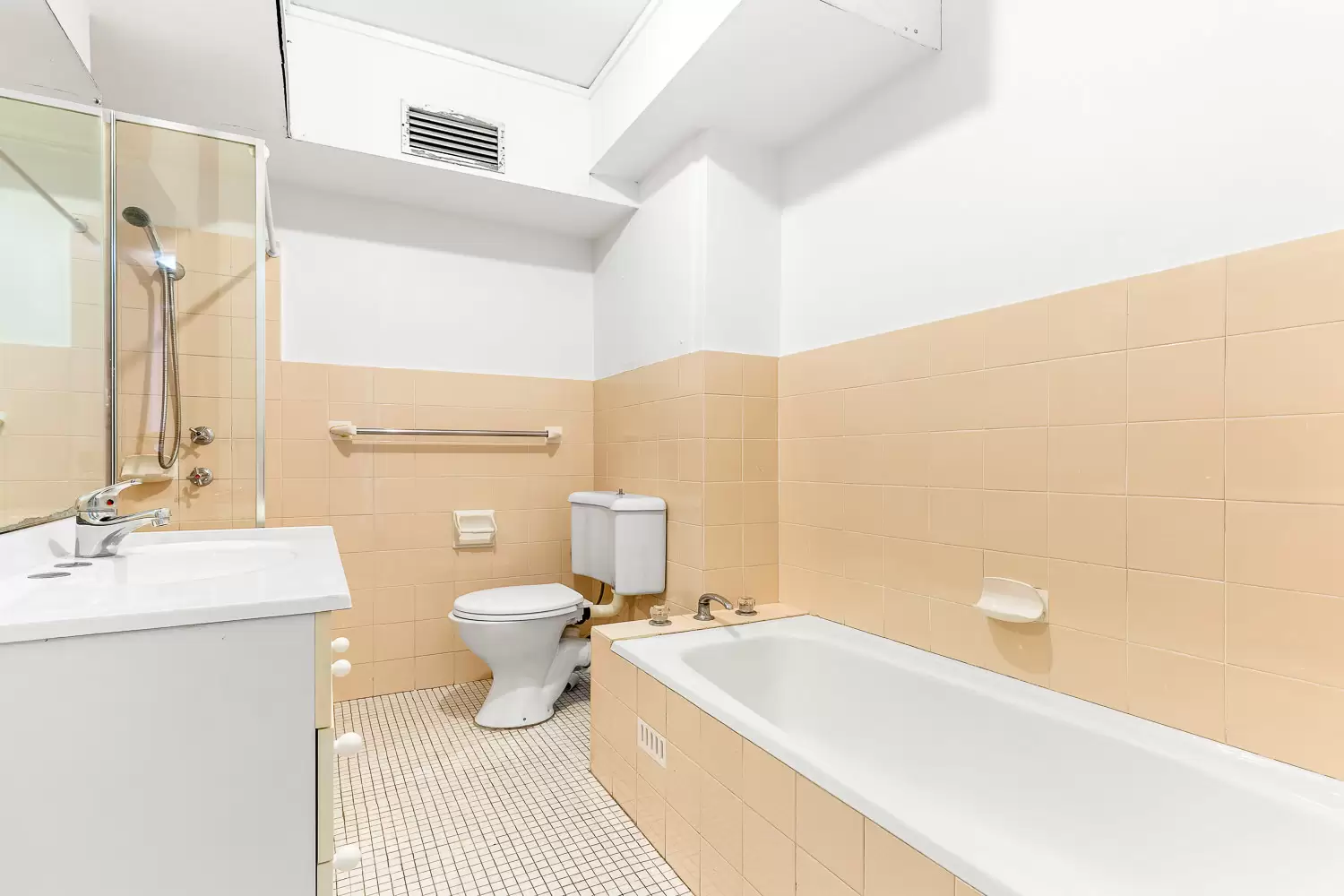 Chatswood Leased by Shead Property - image 1