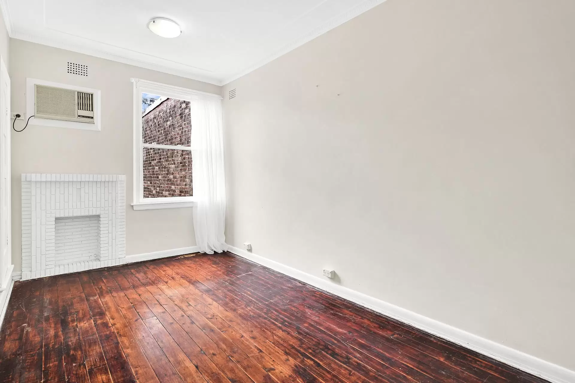 Roseville Leased by Shead Property - image 1