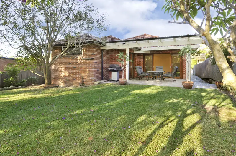 4 Colwell Crescent, Chatswood Sold by Shead Property - image 1
