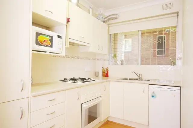 16/8 Centennial Avenue, Chatswood Sold by Shead Property - image 1