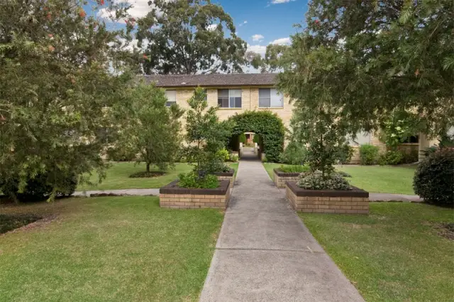 16/105 Burns Bay Road, Lane Cove Sold by Shead Property - image 1