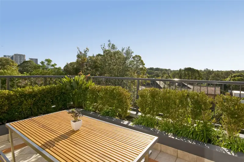 11/239 Victoria Avenue, Chatswood Sold by Shead Property - image 1