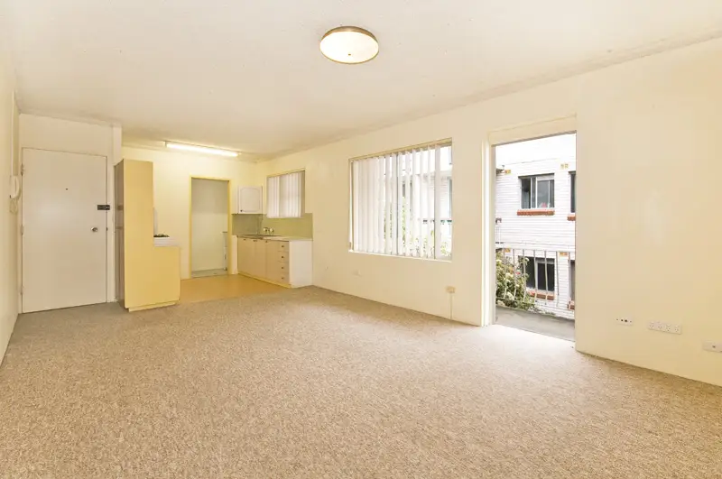 1/9 Delmar Parade (Enter Via Sturdee Parade), Dee Why Sold by Shead Property - image 1