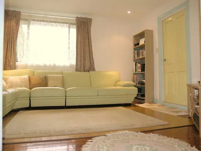 5 De Villiers Avenue, Chatswood Sold by Shead Property - image 1