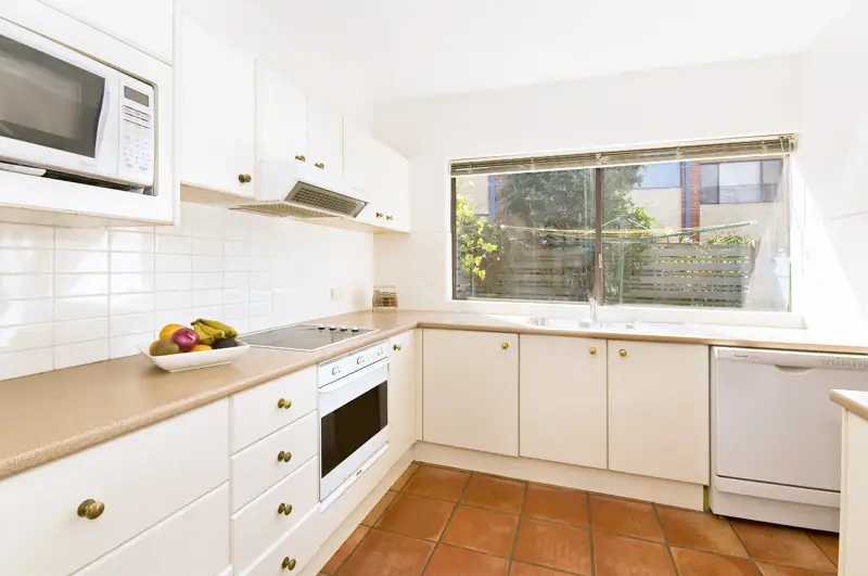 4/5 Benton Avenue, Artarmon Sold by Shead Property - image 1