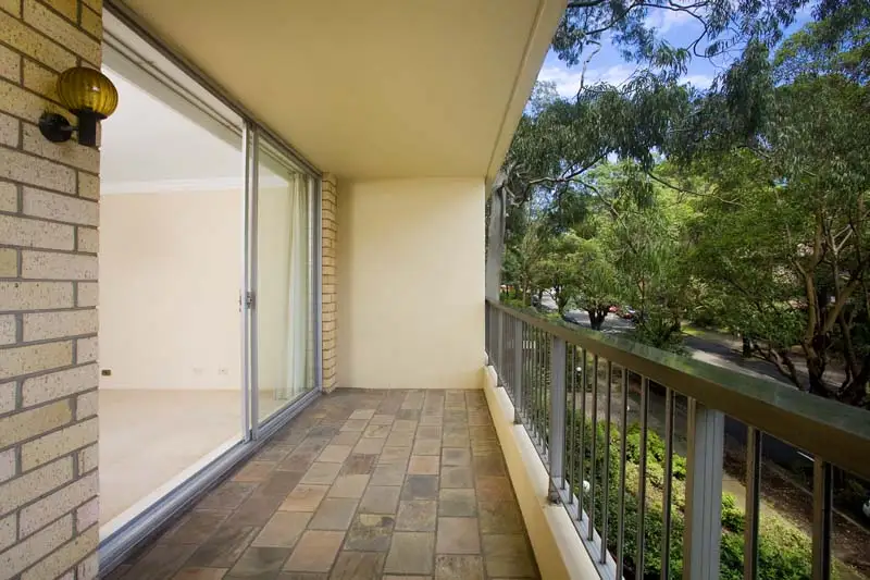 101/4 Francis Road, Artarmon Sold by Shead Property - image 1