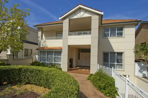 52 Woodward Avenue, Strathfield Sold by Shead Property