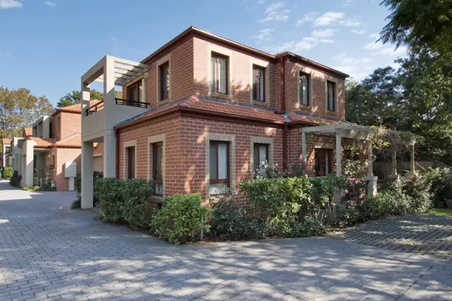 1/126 Archer Street, Roseville Sold by Shead Property - image 1