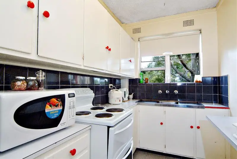 8/11 Howarth Road, Lane Cove Sold by Shead Property - image 1