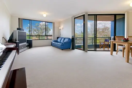 55/240 Ben Boyd Road, Cremorne Sold by Shead Property