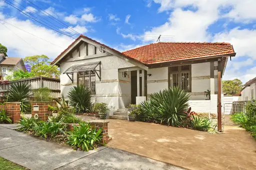2 Hawkins Street, Artarmon Sold by Shead Property