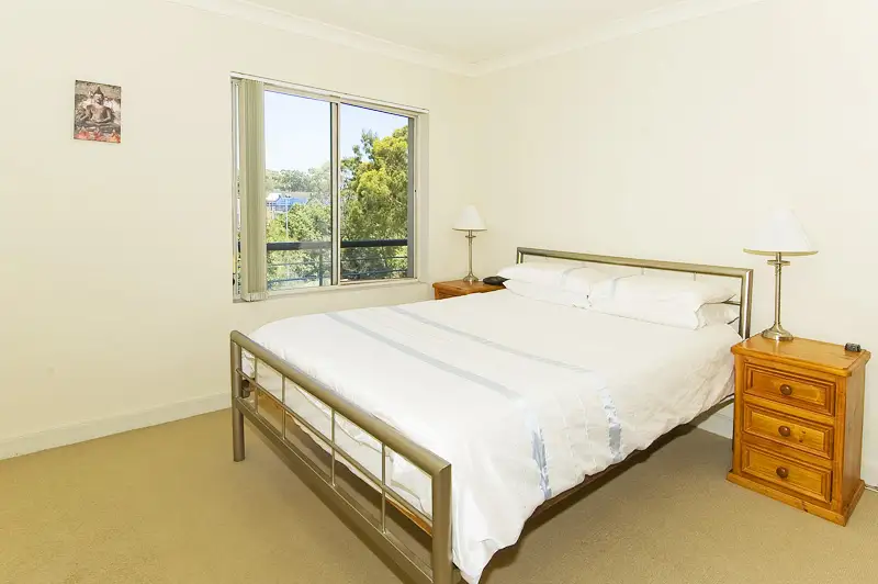 206/28 Whitton Road, Chatswood Sold by Shead Property - image 1