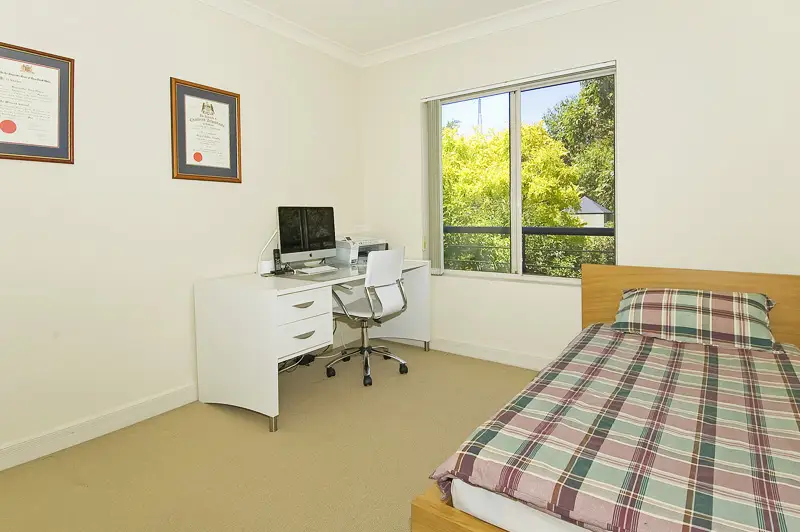 206/28 Whitton Road, Chatswood Sold by Shead Property - image 1