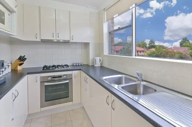 8/5 Sutherland Road, Chatswood Sold by Shead Property - image 1